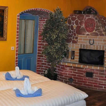 Centrum Tiffany Pension Domažlice Extérieur photo