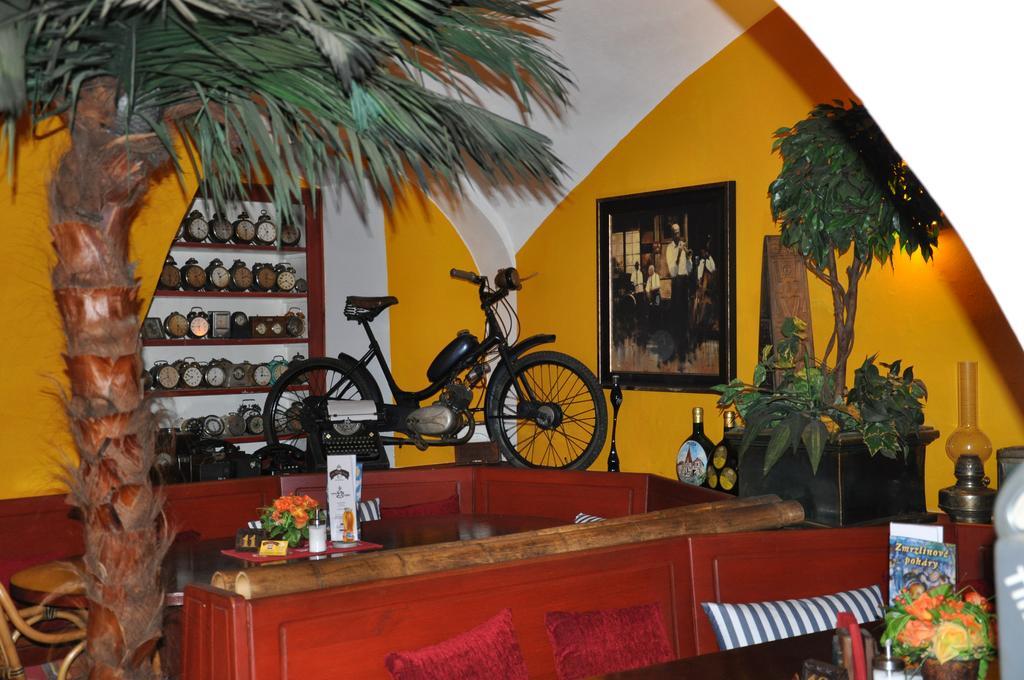 Centrum Tiffany Pension Domažlice Extérieur photo