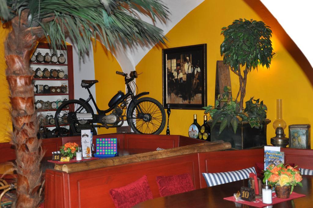 Centrum Tiffany Pension Domažlice Extérieur photo